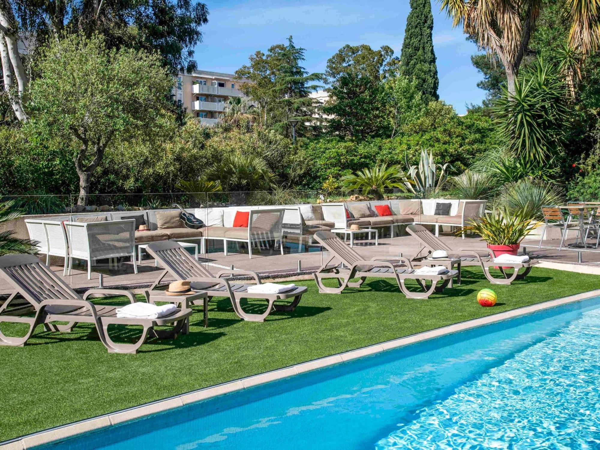 Hotel Ibis Centre 3*